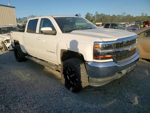 2018 Chevrolet Silverado - Image 10