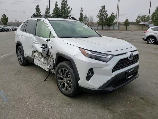 2024 Toyota Rav4 Xle Premium VIN: JTMB6RFV8RD147266 Lot: 76594164