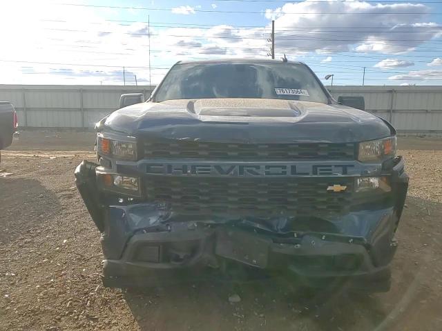 2021 Chevrolet Silverado K1500 Custom VIN: 3GCPYBEKXMG263563 Lot: 76173564