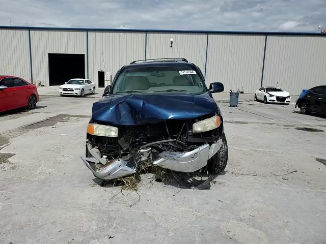 2002 GMC Yukon - Image 11