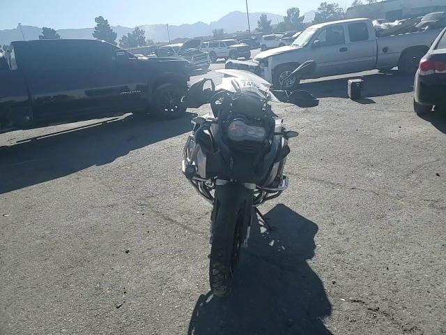 2024 BMW R 1250 Gs Adventure VIN: WB10M1301R6J56772 Lot: 74990924