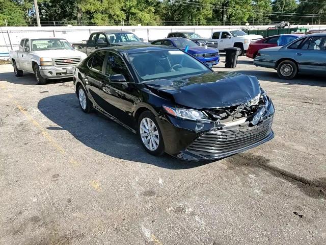 4T1C11AK3LU932721 2020 Toyota Camry Le