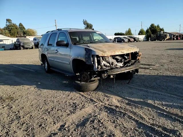 2008 Chevrolet Tahoe C1500 VIN: 1GNFC13C08R115872 Lot: 77219614