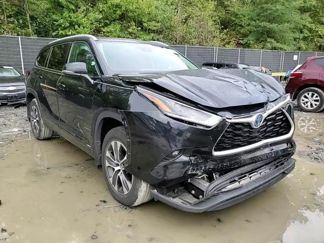 5TDGBRCH3NS557505 2022 Toyota Highlander Hybrid Xle