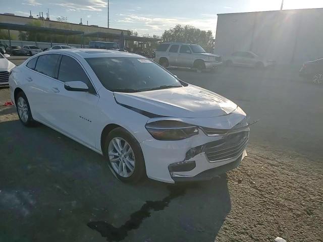 1G1ZD5ST3JF141605 2018 Chevrolet Malibu Lt