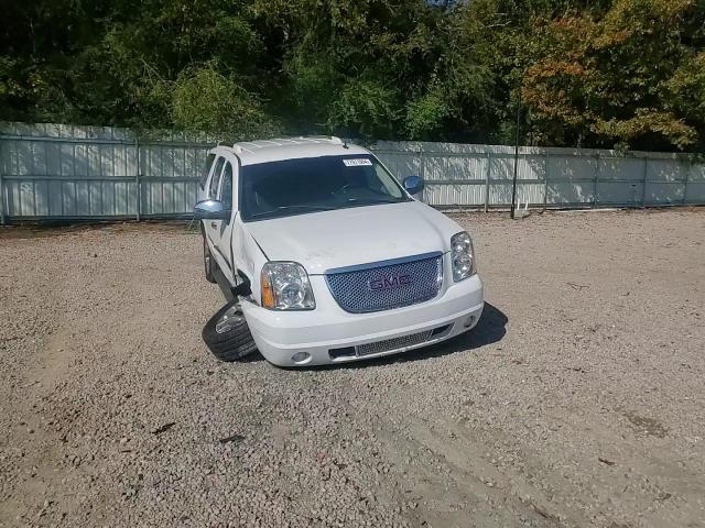 2007 GMC Yukon Denali VIN: 1GKFK63847J363550 Lot: 77971064