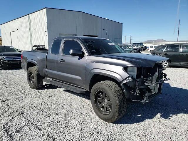 5TFSX5EN1HX054352 2017 Toyota Tacoma Access Cab