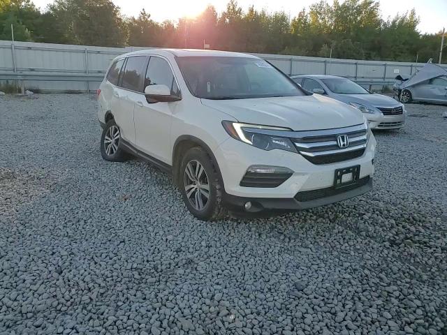 2017 Honda Pilot - Image 11