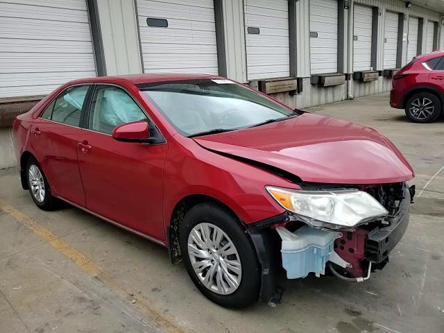 2014 Toyota Camry - Image 10
