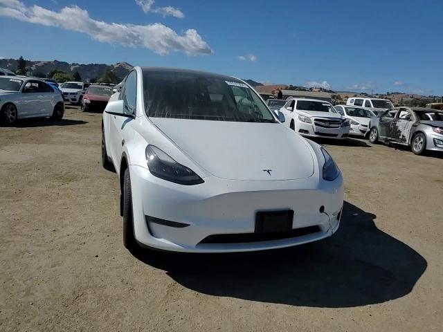 2022 Tesla Model Y VIN: 7SAYGDEE2NF544991 Lot: 76741364