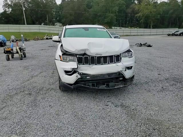 1C4RJEAG0JC111788 2018 Jeep Grand Cherokee Laredo