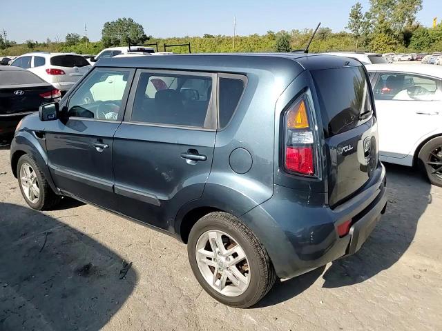 2011 Kia Soul + VIN: KNDJT2A20B7321845 Lot: 75835304