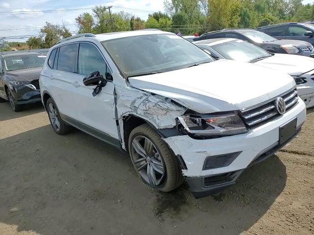 3VV2B7AX5LM156030 2020 Volkswagen Tiguan Se