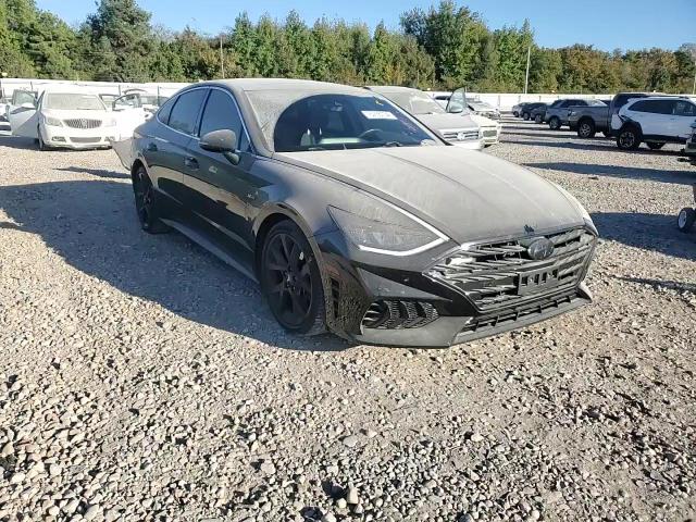 2022 Hyundai Sonata - Image 10