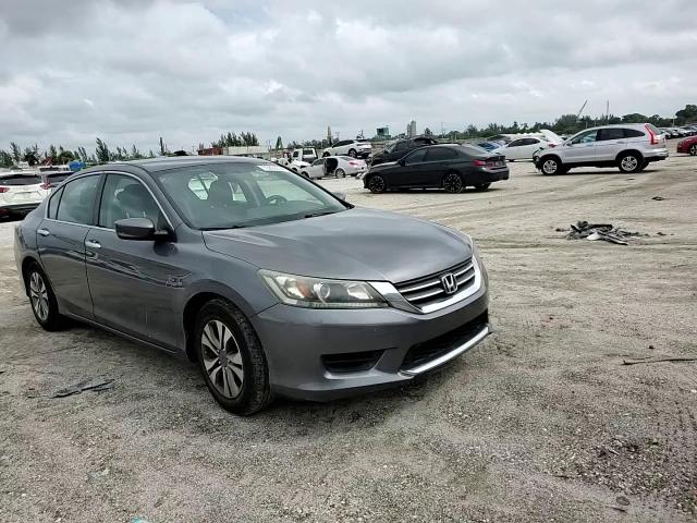 2013 Honda Accord - Image 11