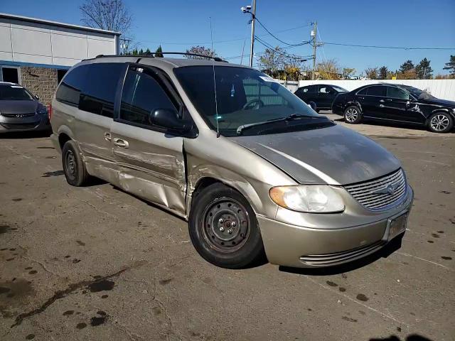 2003 Chrysler Town & Country - Image 12
