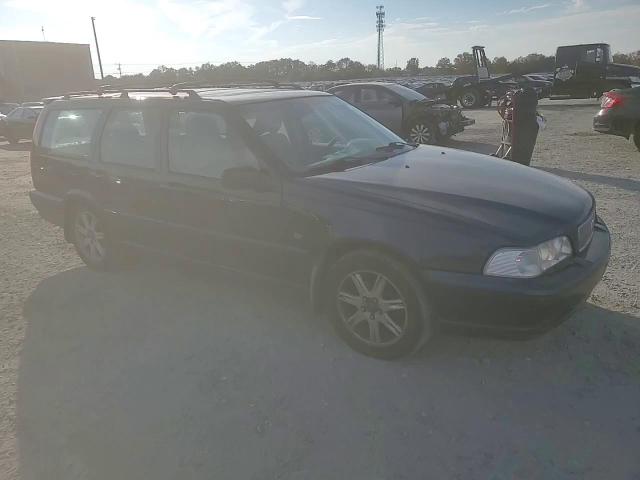 2000 Volvo V70 Base VIN: YV1LW61J5Y2708762 Lot: 78267424