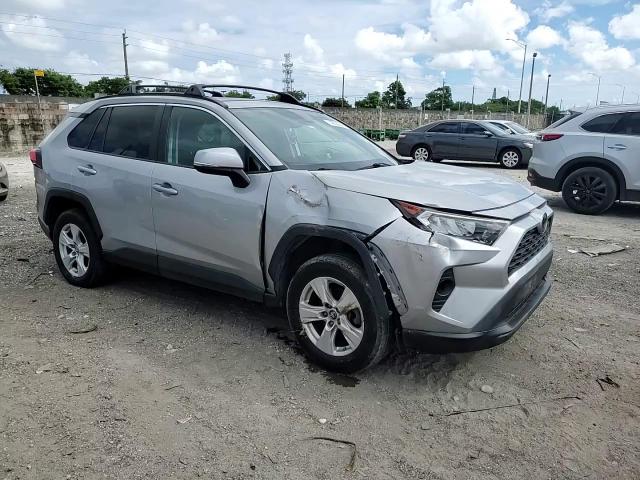 2019 Toyota RAV 4 - Image 11