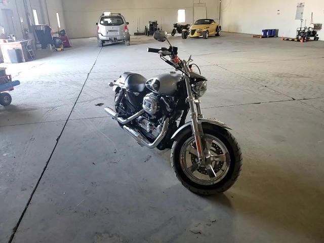 2015 Harley-Davidson Xl1200 C VIN: 1HD1CT31XFC436166 Lot: 74471054