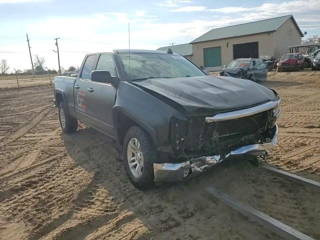 2016 Chevrolet Silverado - Image 10