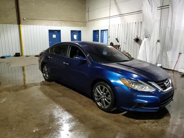 2018 Nissan Altima - Image 13