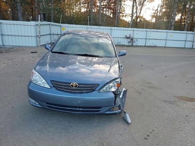 2004 Toyota Camry Le VIN: 4T1BF30K84U580098 Lot: 77445794