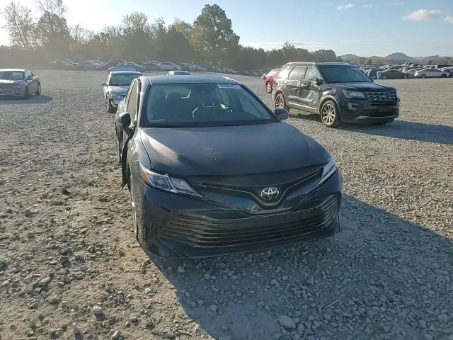 2020 Toyota Camry - Image 11