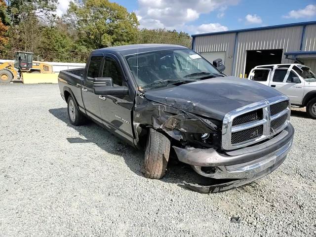 2004 Dodge RAM - Image 11