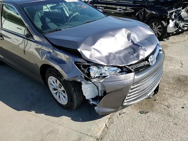 2015 Toyota Camry - Image 11