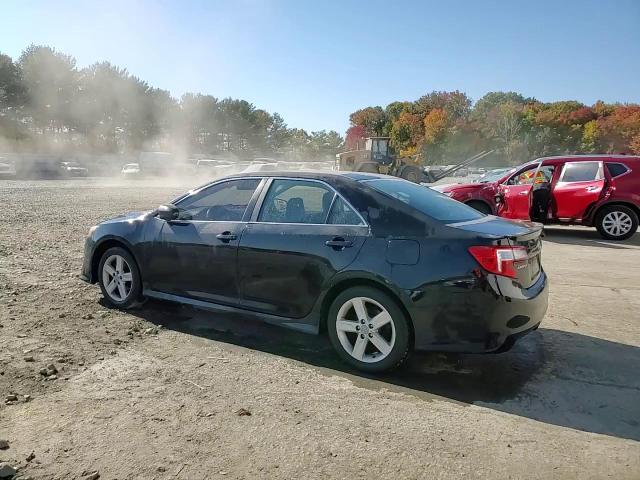 2012 Toyota Camry - Image 13