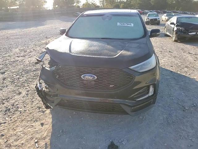 2019 Ford Edge - Image 11
