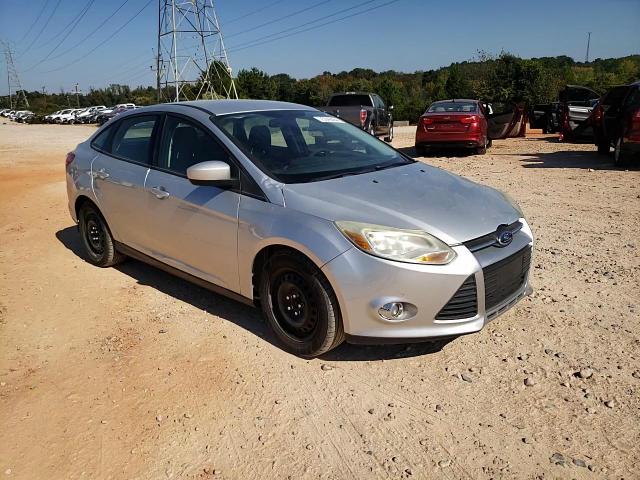 1FAHP3F29CL211764 2012 Ford Focus Se