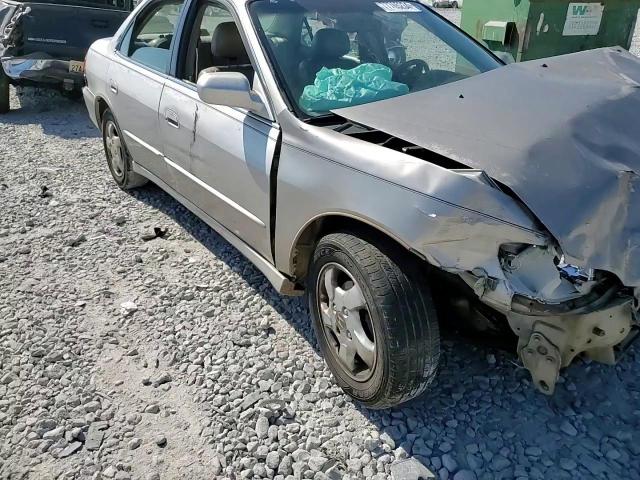 1998 Honda Accord - Image 11