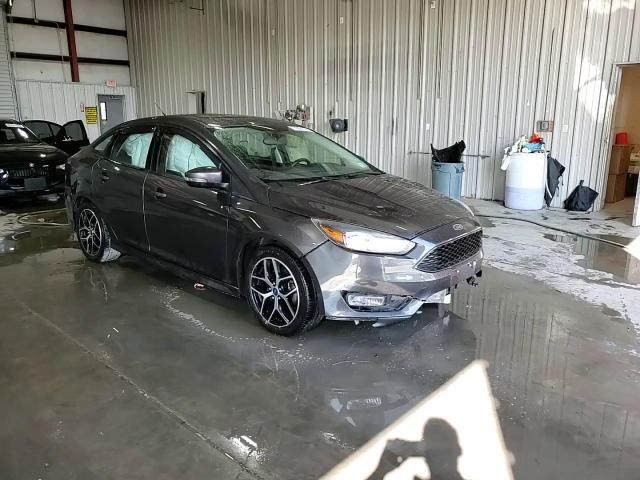 2017 Ford Focus - Image 13