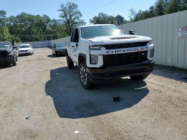 2022 Chevrolet Silverado - Image 10