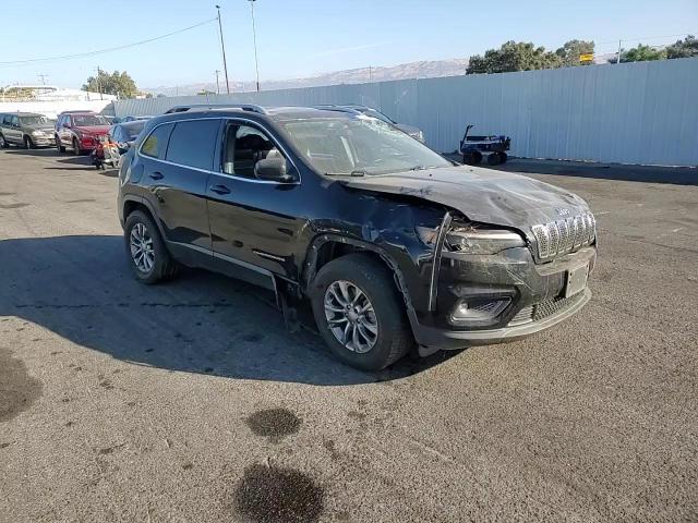 2019 Jeep Cherokee Latitude Plus VIN: 1C4PJLLB5KD284800 Lot: 75259094