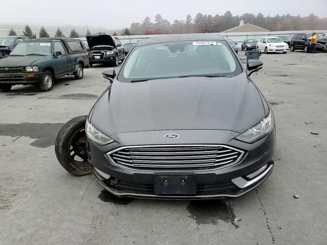 2017 Ford Fusion - Image 10