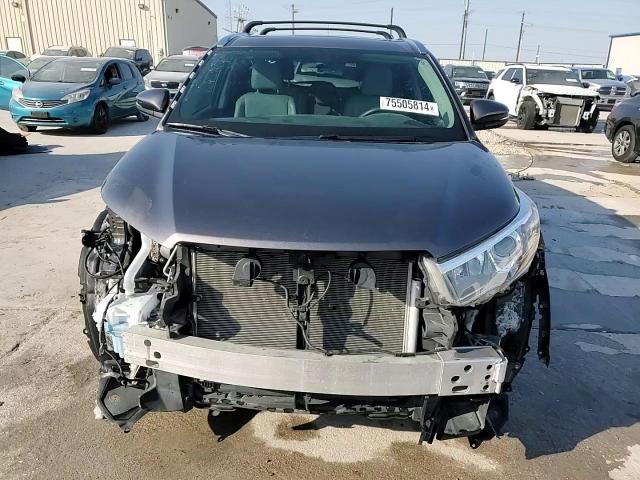 5TDKKRFH8GS134055 2016 Toyota Highlander Xle