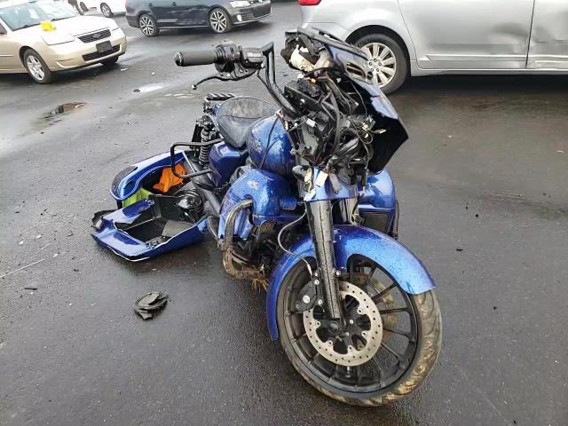 2017 Harley-Davidson Flhxs Street Glide Special VIN: 1HD1KRC11HB670730 Lot: 78257954