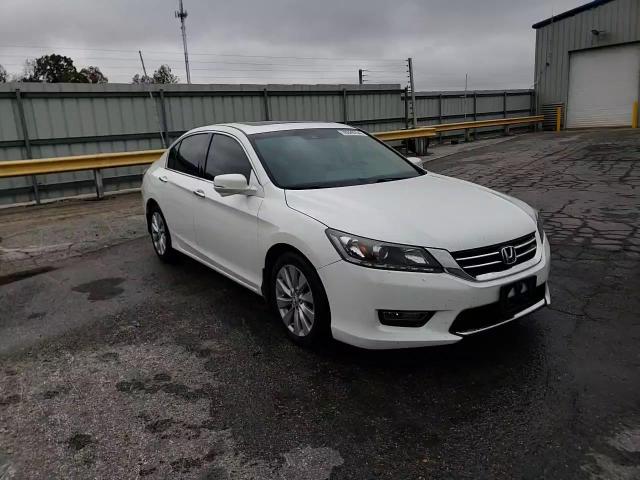 2013 Honda Accord - Image 13