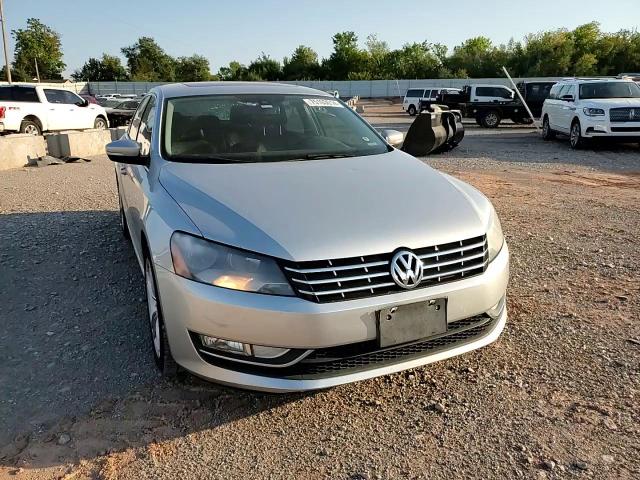 1VWCN7A38EC069084 2014 Volkswagen Passat Sel