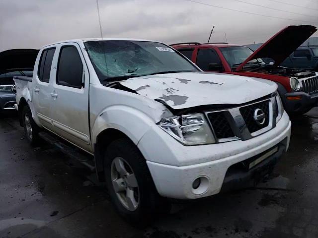 2006 Nissan Frontier Crew Cab Le VIN: 1N6AD07W06C439352 Lot: 77988834