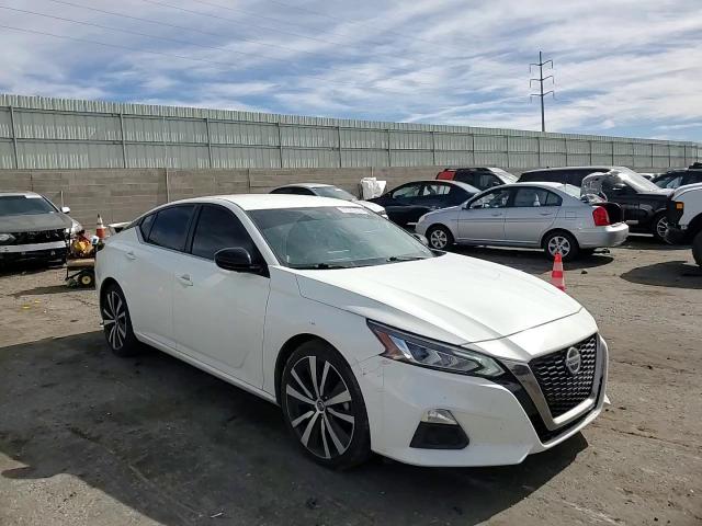 2020 Nissan Altima - Image 11
