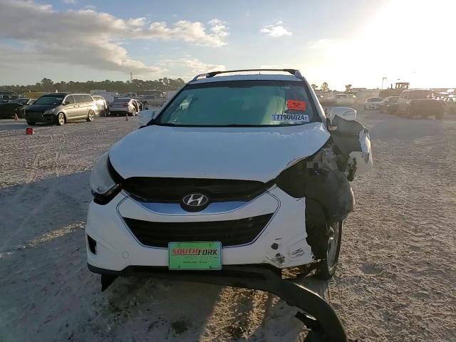 2012 Hyundai Tucson - Image 12