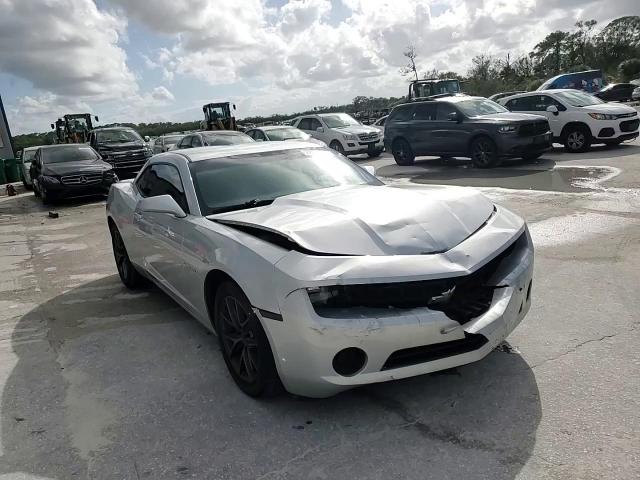 2013 Chevrolet Camaro Ls VIN: 2G1FA1E39D9239437 Lot: 77375144