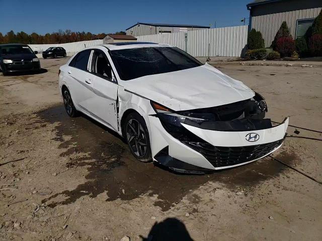 2021 Hyundai Elantra - Image 14