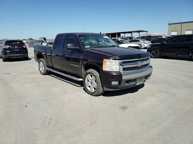 2008 Chevrolet Silverado C1500 VIN: 1GCEC19JX8Z210868 Lot: 76604524