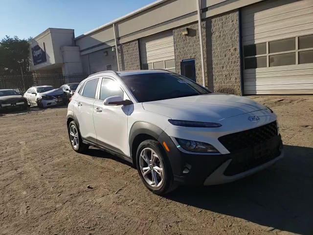 2022 Hyundai Kona Sel VIN: KM8K3CAB7NU856649 Lot: 75470124