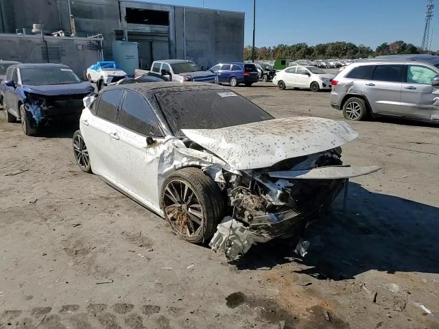 2020 Toyota Camry - Image 11