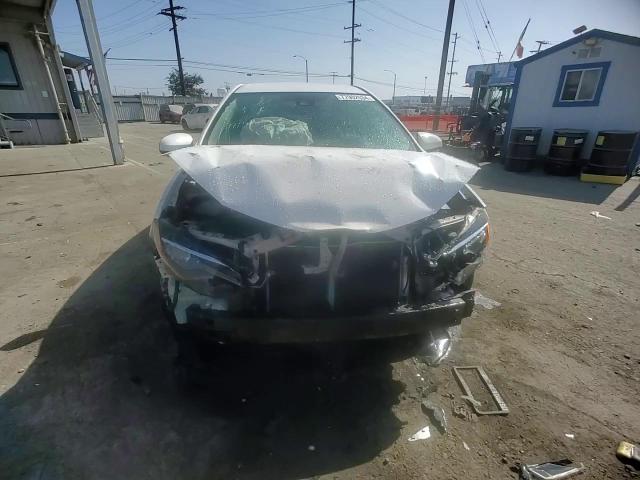 2018 Toyota Corolla - Image 11